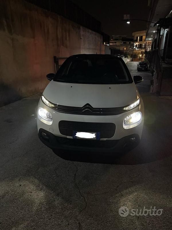 Usata Citroën C3 Shine 102 CV (75 kW) 2019 Bianco Berlina