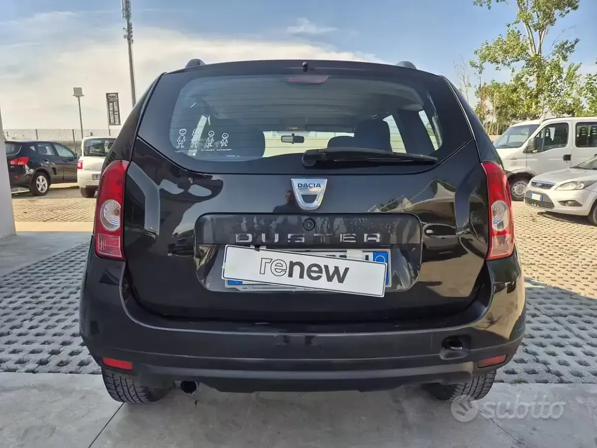 Usata Dacia Duster 102 CV (75 kW) 2012 Nero SUV