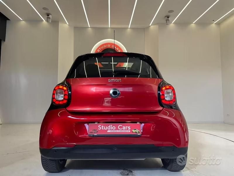 Usata Smart ForFour Passion 71 CV (52 kW) 2015 Rosso Utilitaria