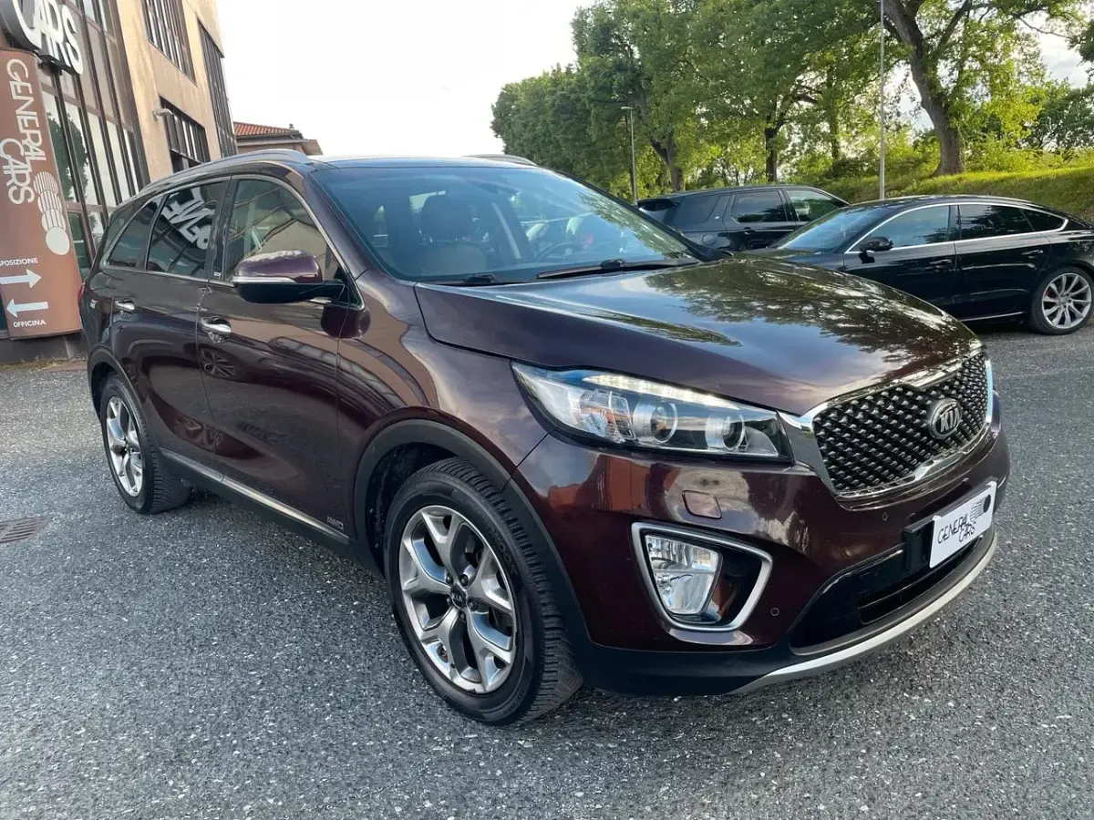 Usata Kia Sorento 200 CV (147 kW) 2017 Viola SUV