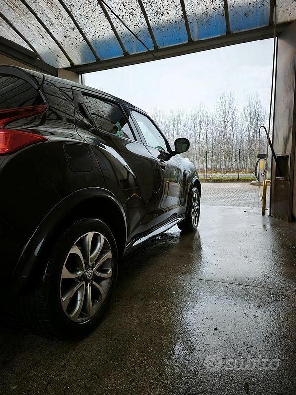 Usata Nissan Juke 110 CV (80 kW) 2013 Marrone SUV