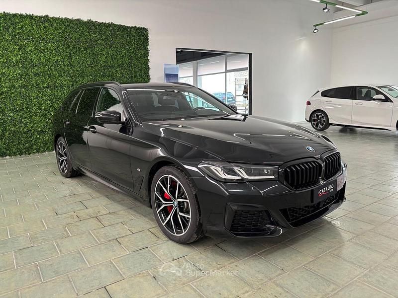 Usata BMW 520 M Sport 190 CV (139 kW) 2024 Nero Station wagon