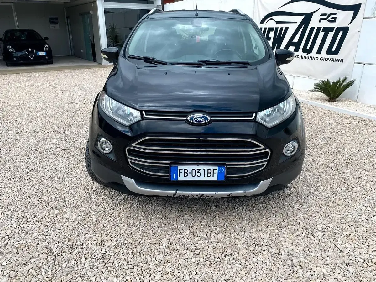 Usata Ford Ecosport Titanium 95 CV (69 kW) 2015 Nero SUV