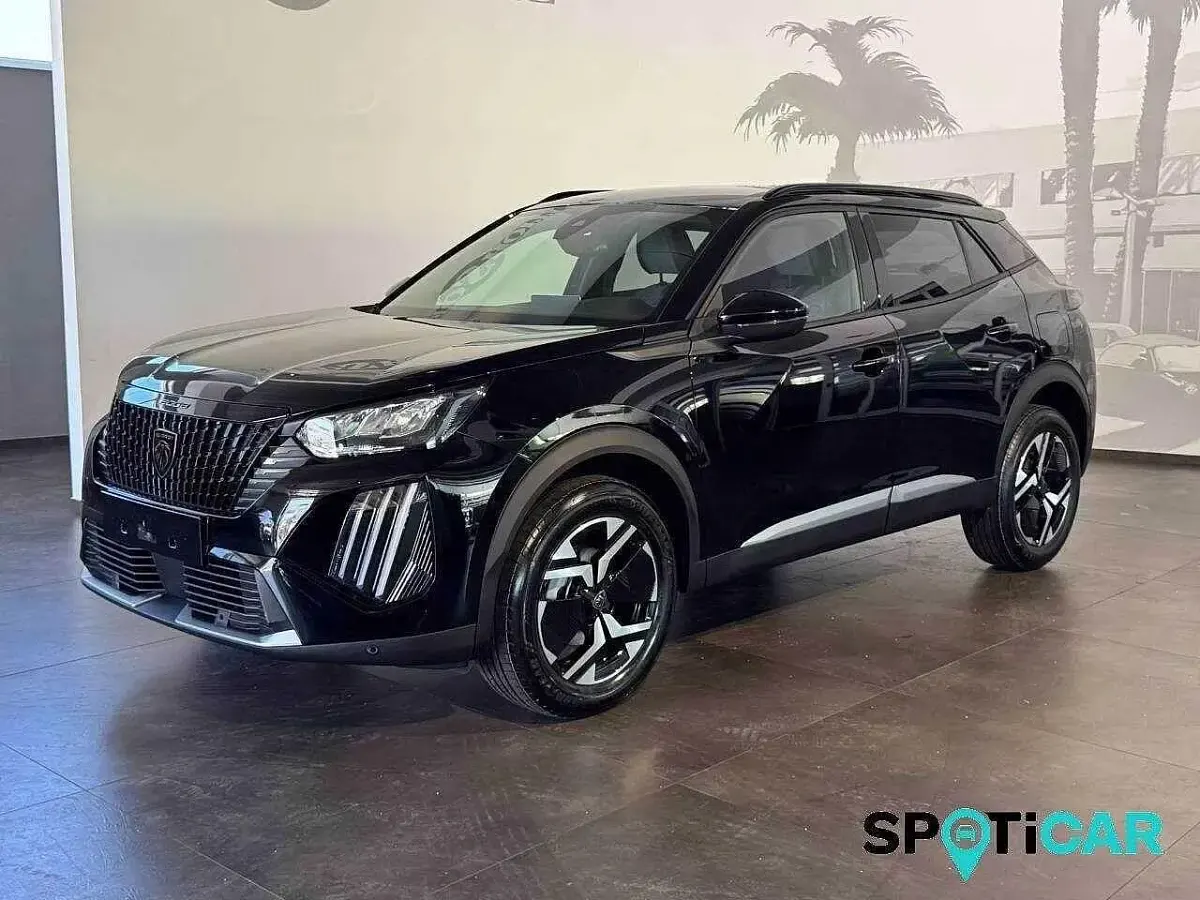 Usata Peugeot 2008 Allure 102 CV (75 kW) 2025 SUV