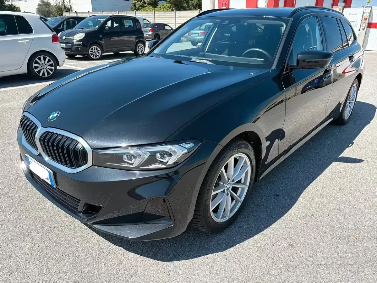 Usata BMW 320 190 CV (139 kW) 2022 Nero Station wagon