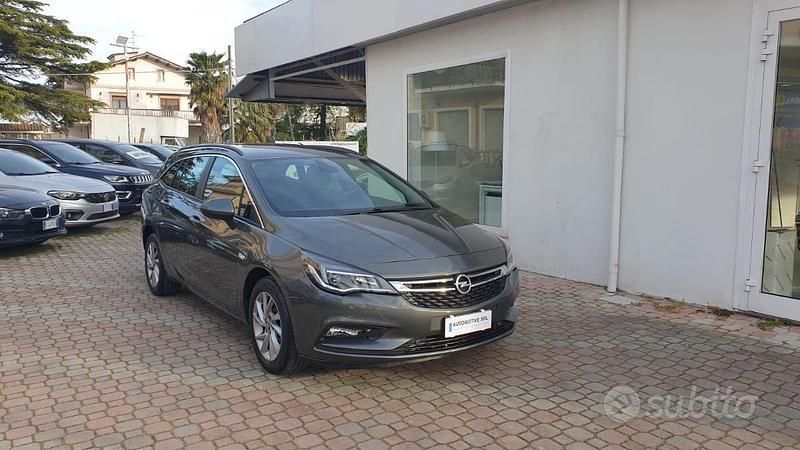 Usata Opel Astra Business 136 CV (100 kW) 2018 Grigio Station wagon