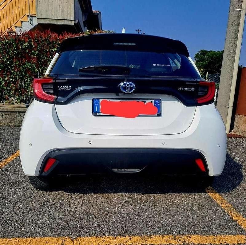 Usata Toyota Yaris Hybrid Trend 116 CV (85 kW) 2022 Berlina