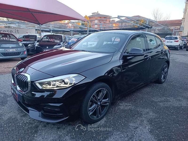 Usata BMW 118 136 CV (100 kW) 2022 Nero Utilitaria