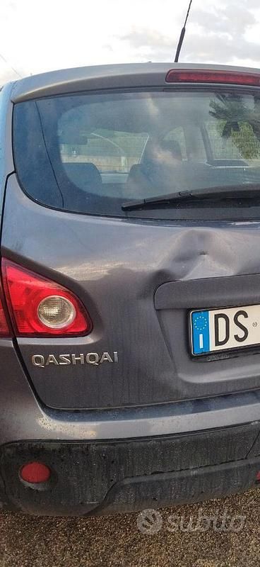 Usata Nissan Qashqai 106 CV (77 kW) 2008 Grigio SUV