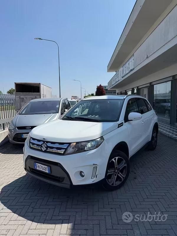 Usata Suzuki Vitara 120 CV (88 kW) 2017 Bianco SUV
