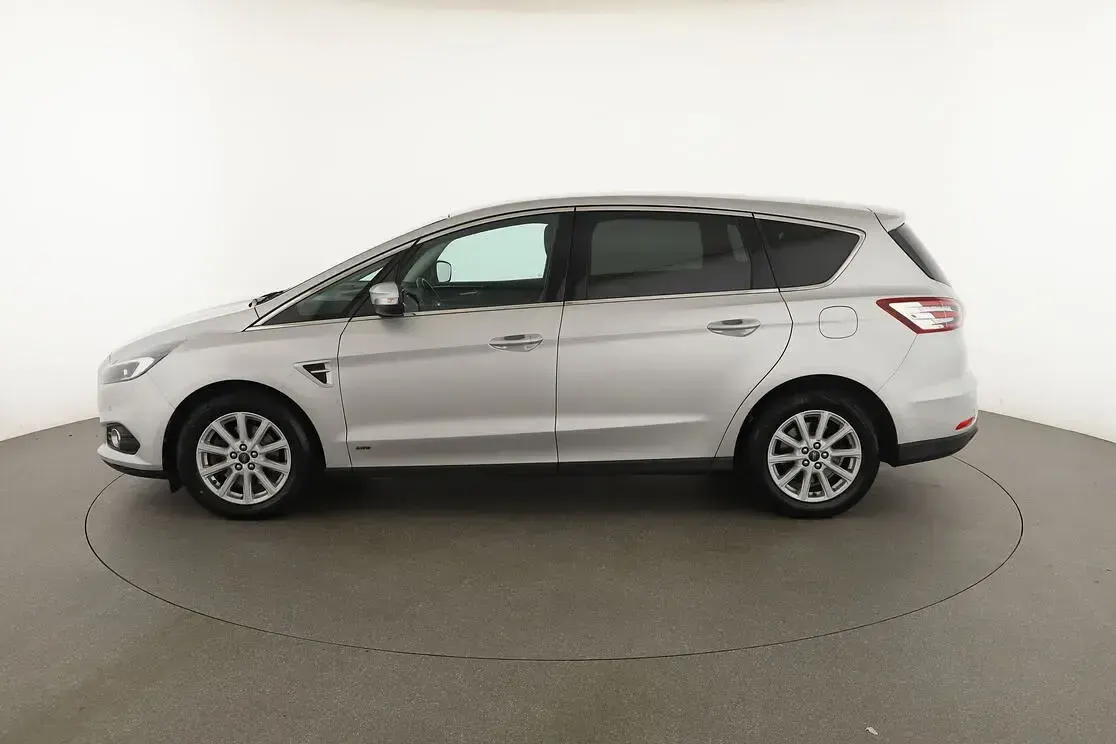 Usata Ford S-MAX Titanium 180 CV (132 kW) 2017 Argento Monovolume