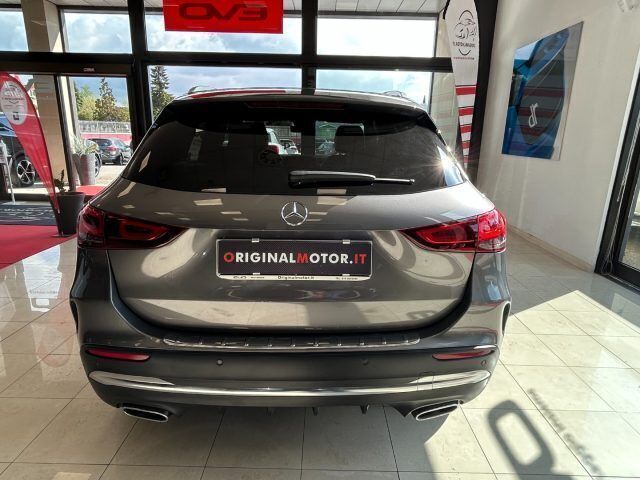 Usata Mercedes GLA200 Premium 150 CV (110 kW) 2021 Grigio SUV