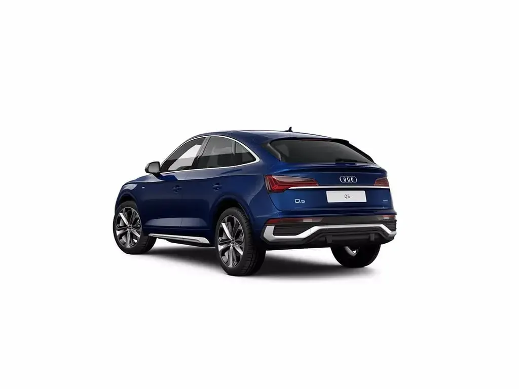 Usata Audi Q5 Sportback S-line plus 204 CV (150 kW) 2023 Blu navarra metallizzato SUV