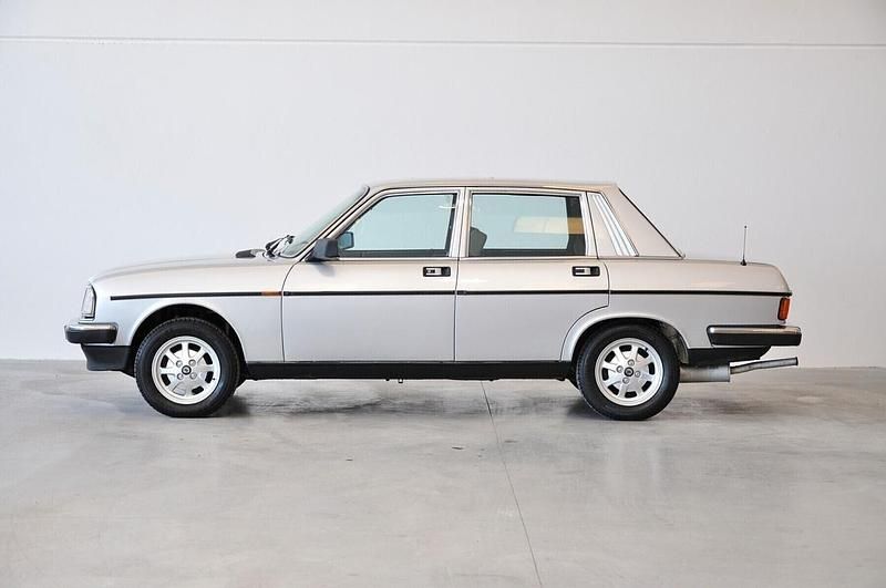 Usata Lancia Beta 102 CV (75 kW) 1984 Argento Berlina