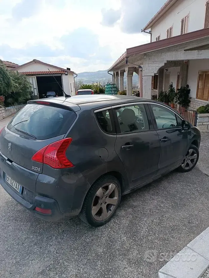 Usata Peugeot 3008 112 CV (82 kW) 2011 Station wagon