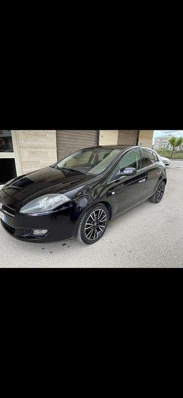 Usata Fiat Bravo 120 CV (88 kW) 2012 Utilitaria