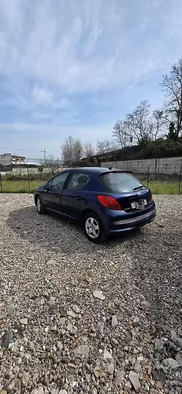 Usata Peugeot 207 88 CV (64 kW) 2007 Blu Utilitaria