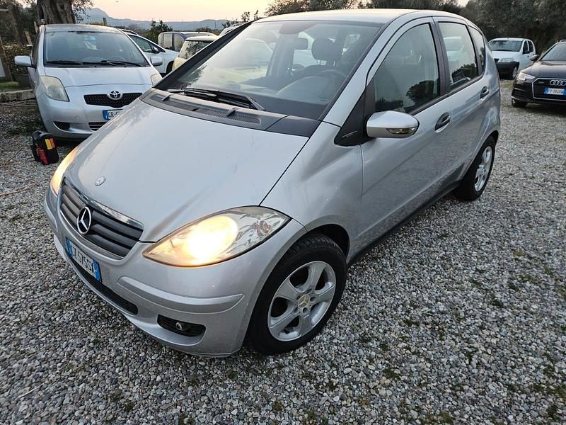 Usata Mercedes A160 Elegance 82 CV (60 kW) 2006 Argento Berlina