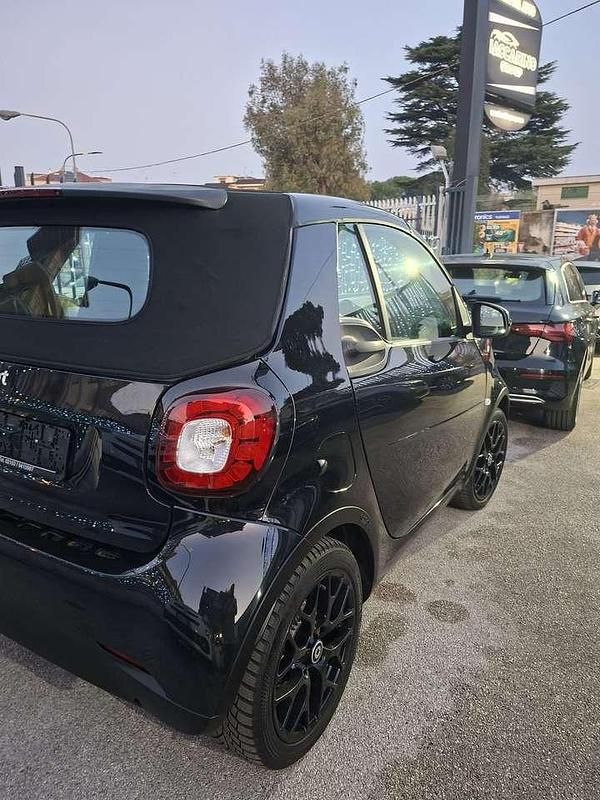 Usata Smart ForTwo Cabrio Prime 90 CV (66 kW) 2017 Nero Cabrio