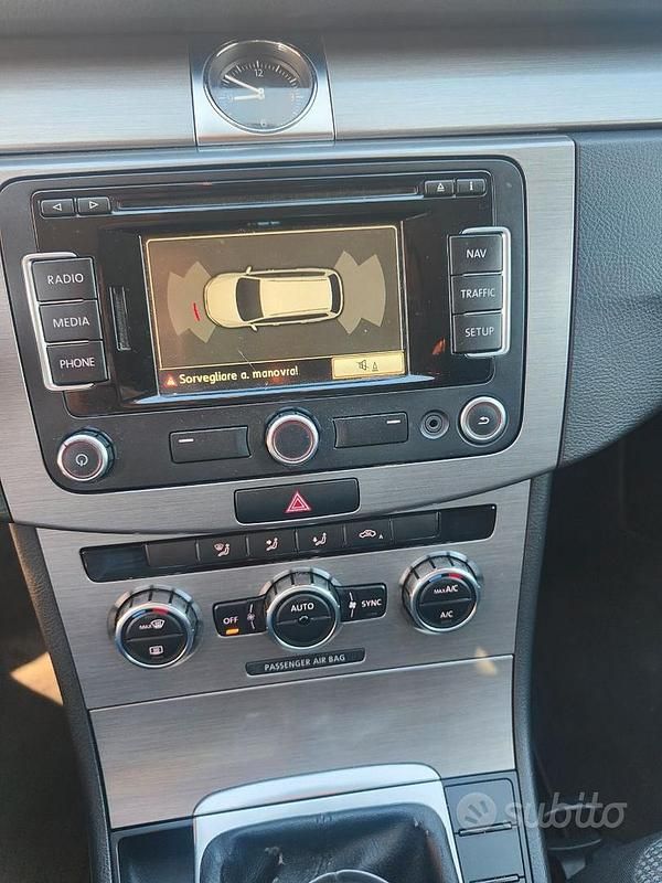 Grigio Usata 2013 VW Passat Tre volumi | 7000 € - Immagine 1/4