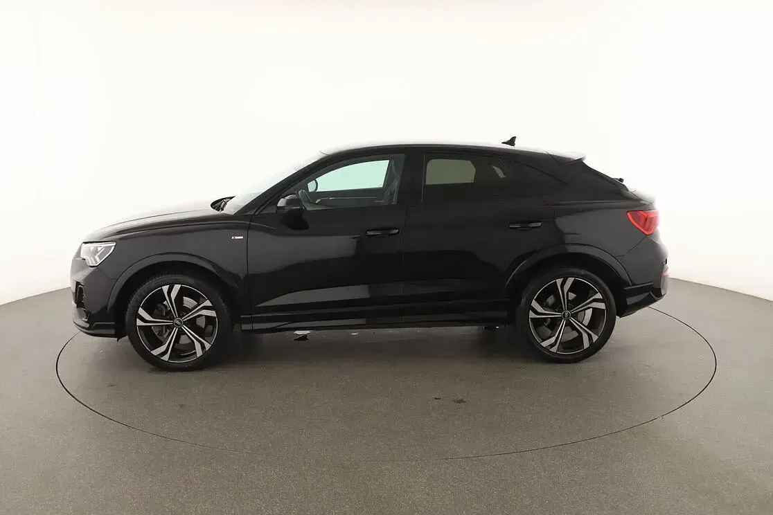 Usata Audi Q3 Sportback S-Line 200 CV (147 kW) 2022 Nero SUV