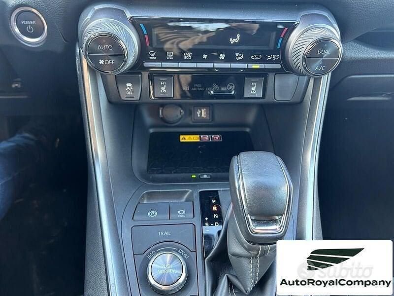 Usata Toyota RAV4 Hybrid Sport 222 CV (163 kW) 2023 Other SUV