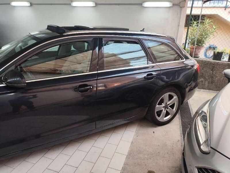Usado Audi A6 245 CV (180 kW) 2014 Azul Familiar