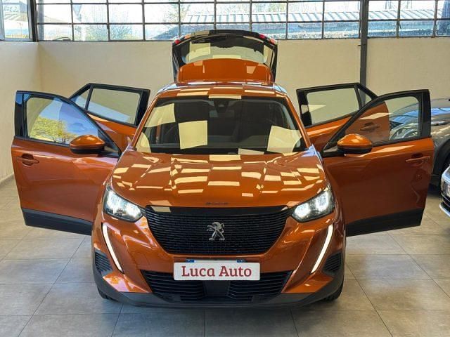 Usata Peugeot 2008 S 101 CV (74 kW) 2021 Arancione SUV