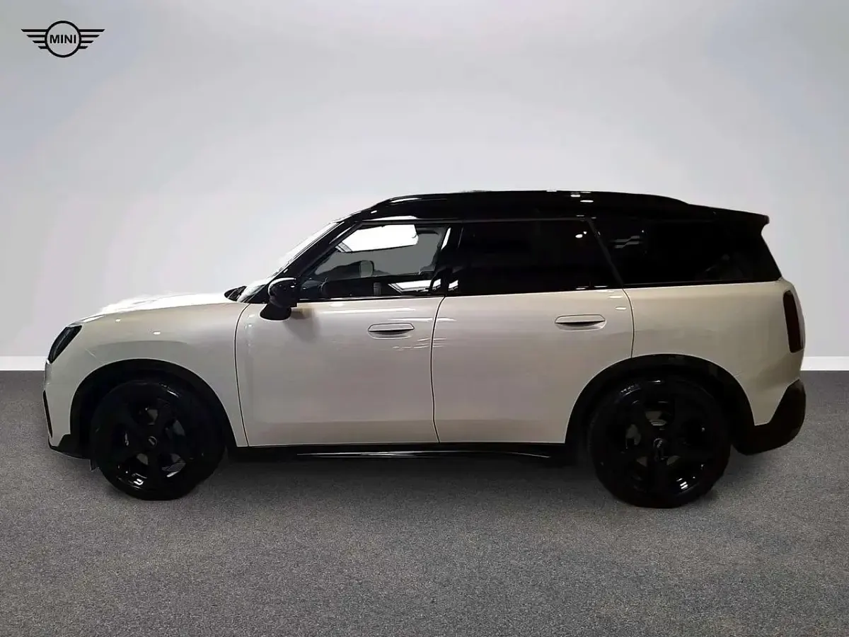 Usata Mini John Cooper Works Countryman 150 kW (204 CV) 2026 Bianco SUV