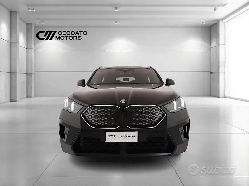 Usata BMW iX2 M Sport 150 kW (204 CV) 2025 Nero SUV