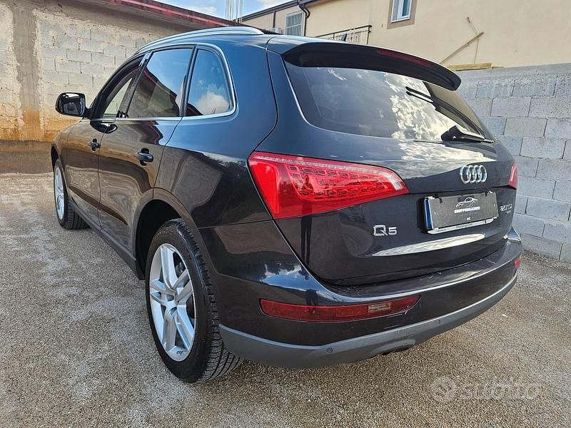 Usata Audi Q5 170 CV (125 kW) 2011 Blu SUV