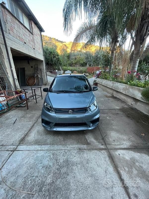 Grigio Usata 2020 Aixam City Sport Tre volumi | 2000 € - Immagine 1/3