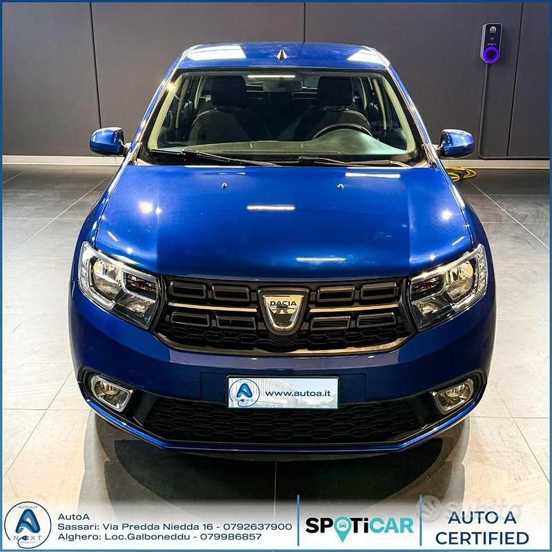 Usata Dacia Sandero Comfort 75 CV (55 kW) 2020 Blu Berlina