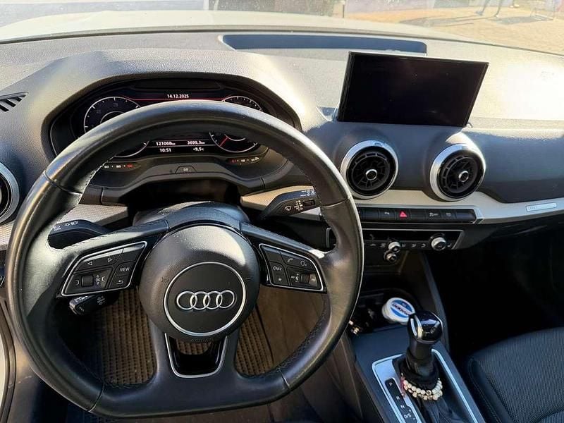 Usata Audi Q2 S-Line 116 CV (85 kW) 2022 Blu/azzurro SUV