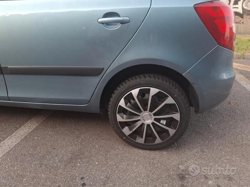 Usata Skoda Fabia Style 86 CV (63 kW) 2007 Blu Utilitaria