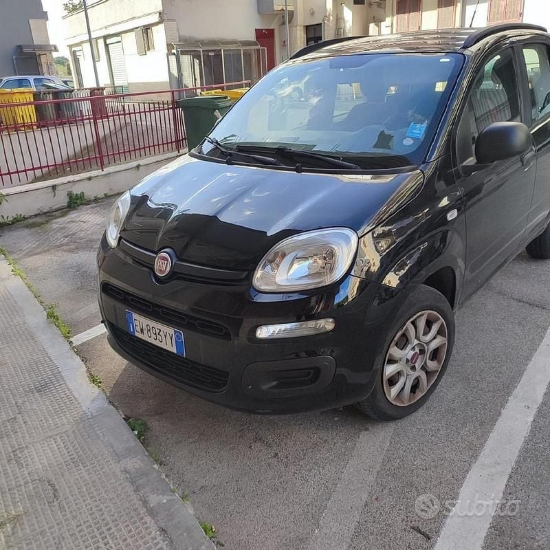 Usata Fiat Panda Easy 70 CV (51 kW) 2014 Nero Berlina