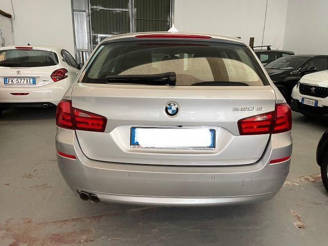 Usata BMW 520 184 CV (135 kW) 2012 Argento Station wagon