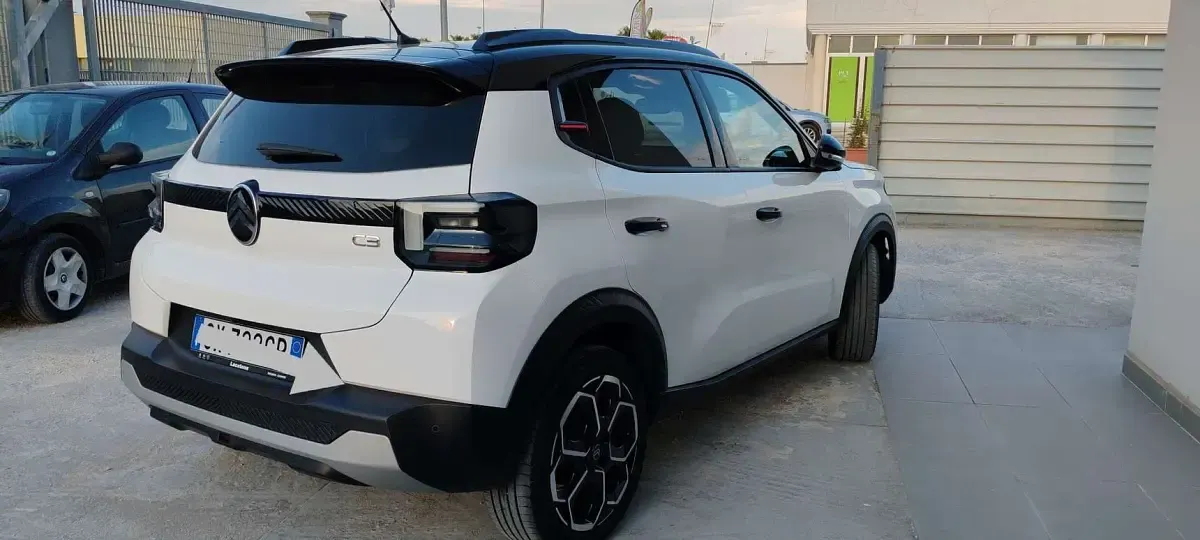 Usata Citroën C3 PureTech 101 CV (74 kW) 2025 Bianco SUV