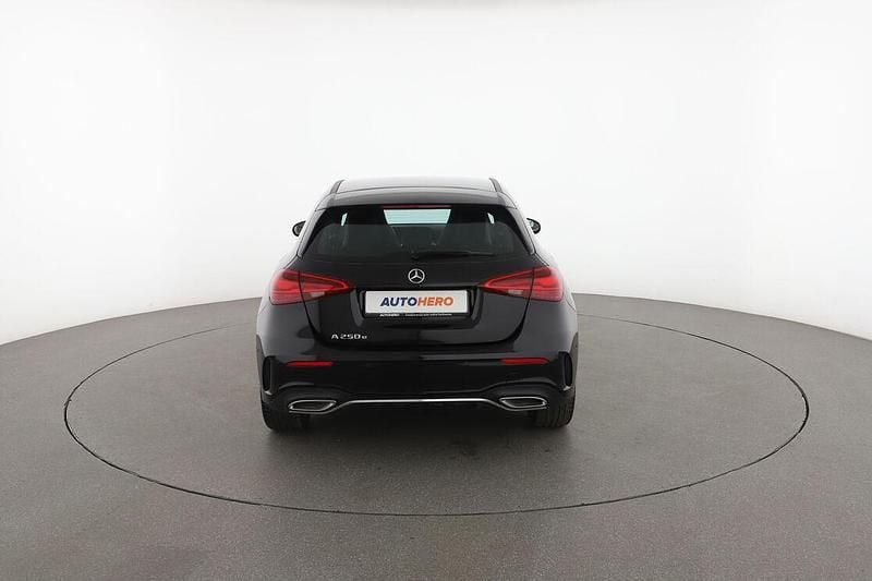 Usata Mercedes A250 AMG Line Premium 163 CV (119 kW) 2023 Nero