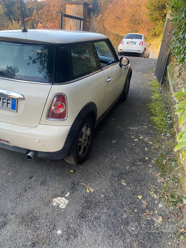 Usata Mini Cooper 122 CV (89 kW) 2012 Bianco Utilitaria