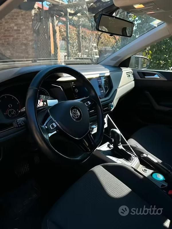 Usata VW Polo Comfortline 95 CV (69 kW) 2020 Grigio Utilitaria