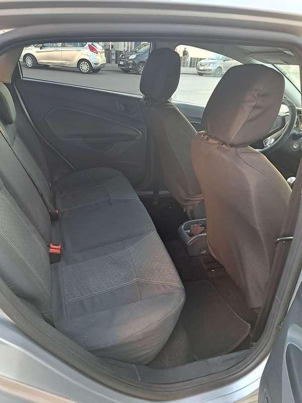 Usata Ford Fiesta Titanium 95 CV (69 kW) 2010 Grigio Berlina