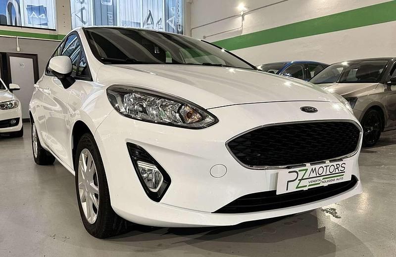 Usata Ford Fiesta 86 CV (63 kW) 2019 Bianco Utilitaria