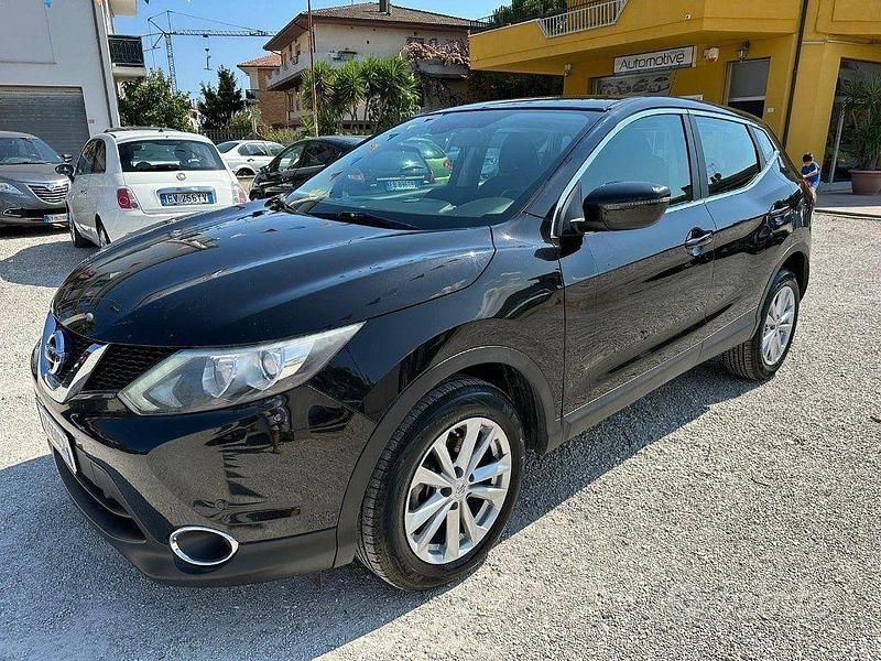 Nero Usata 2014 Nissan Qashqai Acenta Premium SUV | 10.980 € (Molto cara) - Immagine 1/4