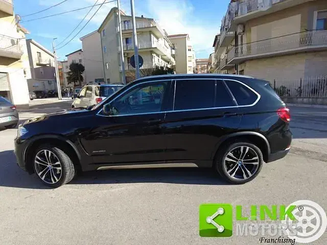 Usata BMW X5 Luxury Line 218 CV (160 kW) 2014 Nero SUV
