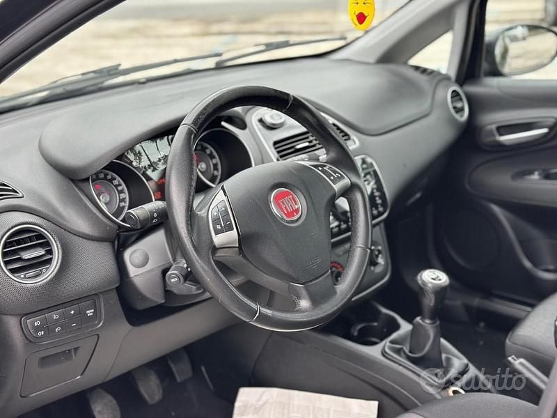 Usata Fiat Punto Evo Easy 85 CV (62 kW) 2013 Nero Utilitaria
