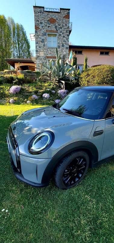 Usata Mini Cooper Essential 136 CV (100 kW) 2022 Grigio Utilitaria