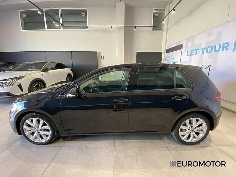 Używany VW Golf VII Highline 116 KM (85 kW) 2017 Czarny Sedan/Limuzyna