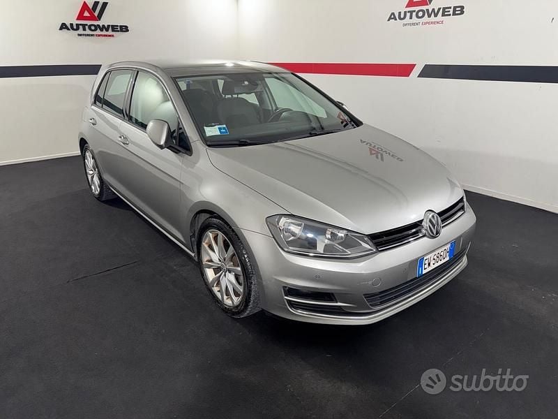 Usata VW Golf VII Highline 105 CV (77 kW) 2014 Beige Berlina