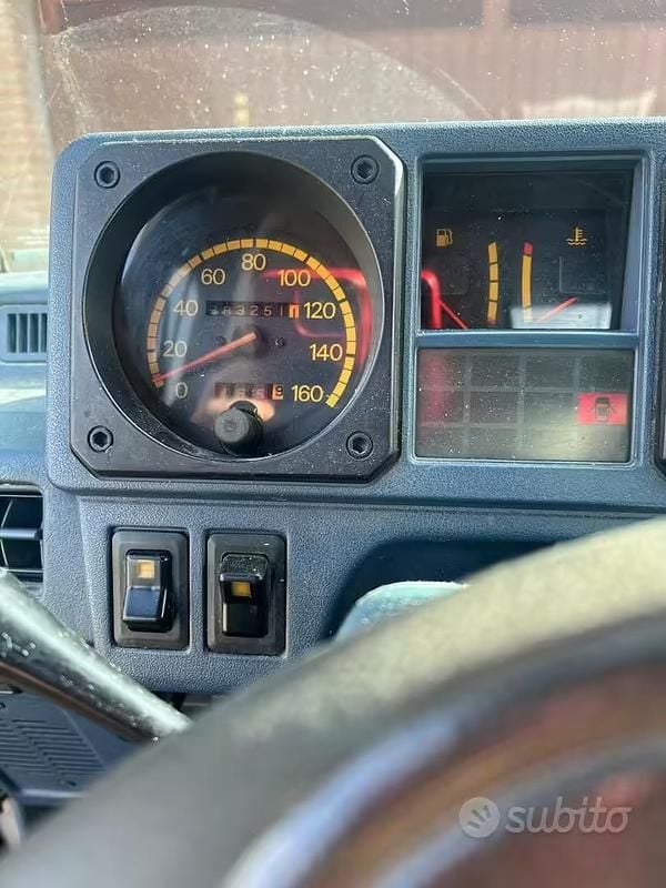 Usata Mitsubishi Pajero 84 CV (61 kW) 1990 Grigio SUV